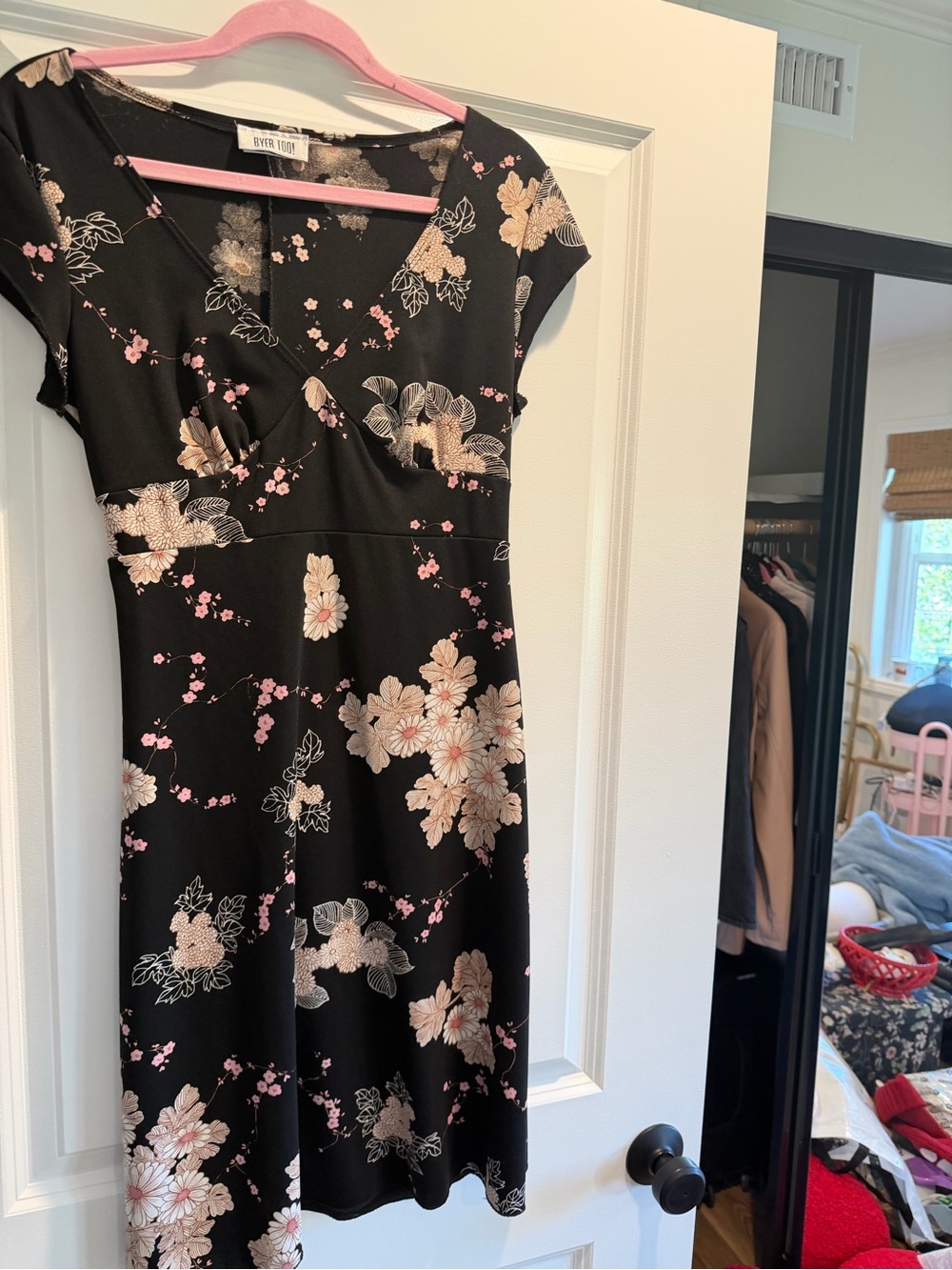 Vintage Byer Too Black Floral V-Neck Cap Sleeve Dress - Pink & Cream Floral